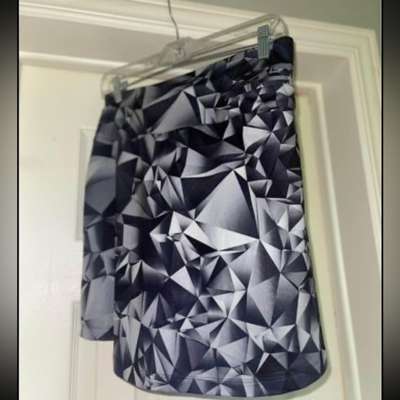 Nike Golf skirt Small - Picture 2 of 2